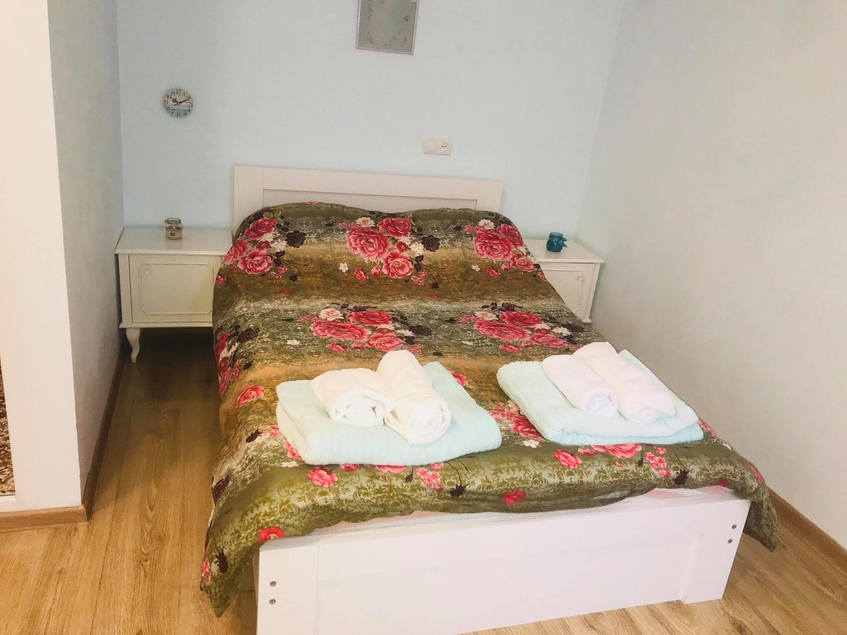 Guest House Marina 2 Тбилиси Екстериор снимка