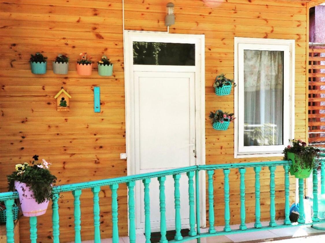 Guest House Marina 2 Тбилиси Екстериор снимка